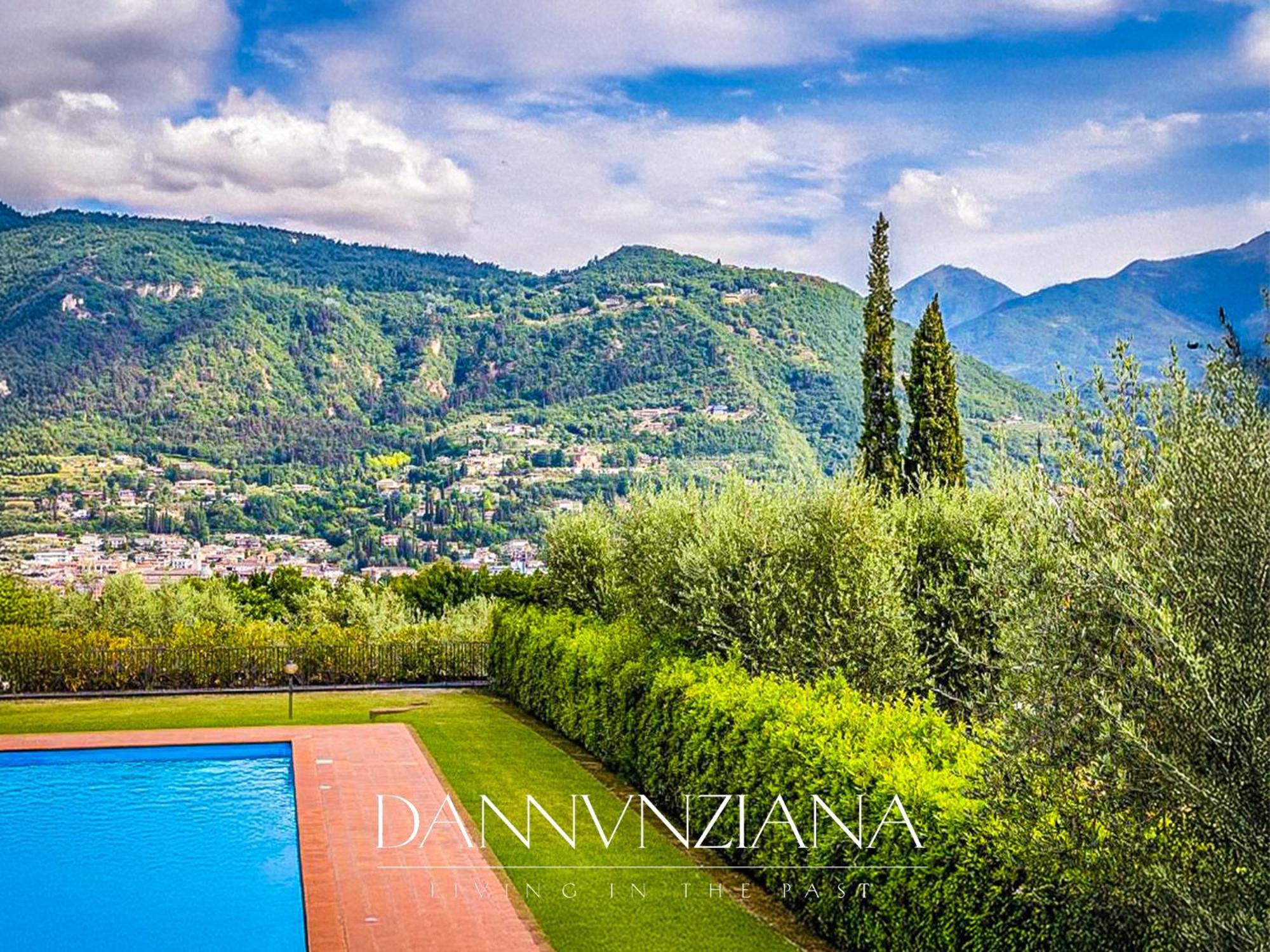 Dannunziana With Shared Pool - Salo - Garda Lake 圣菲利斯·德尔·贝纳茨 外观 照片